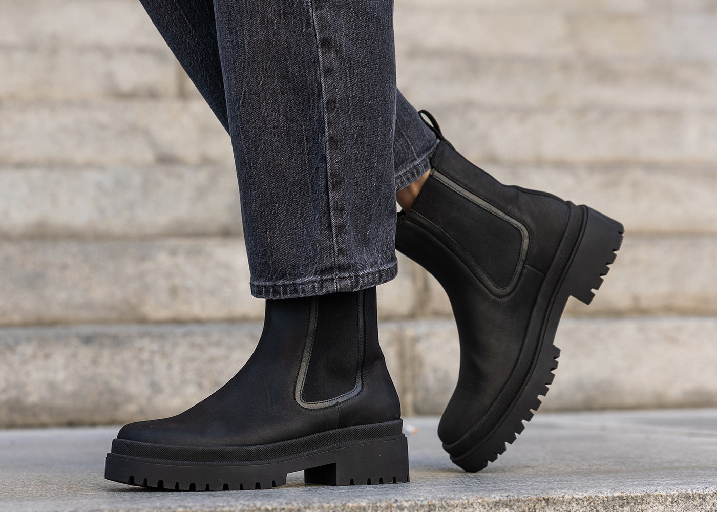 1400x1000-Women-LegendPlatform-Black-250306_c7101f28-0ef5-430e-8736-9c16886acf7f_1400x1000